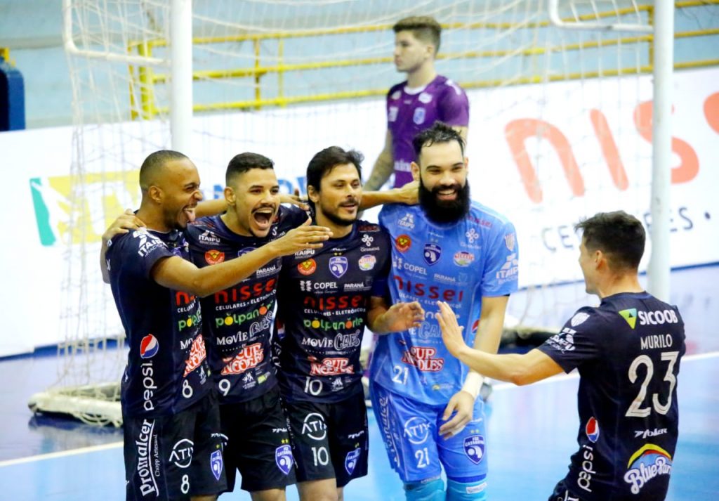 Foz Cataratas vence em casa o Minas